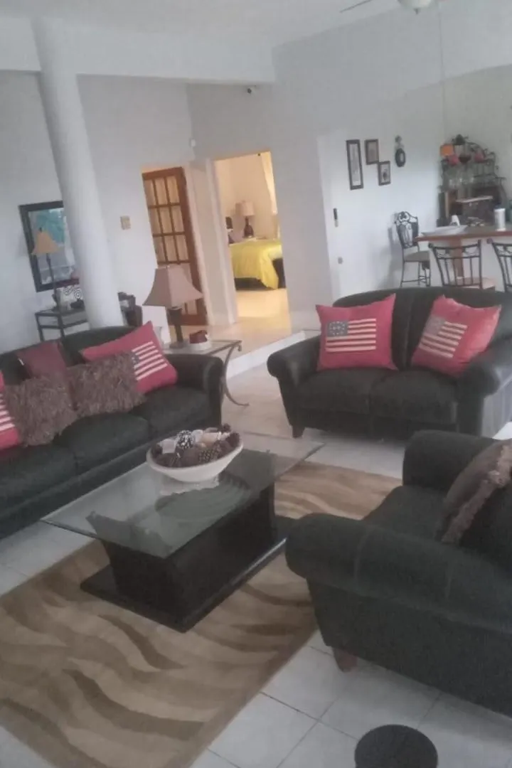 Tranquila Oasis Villa Runaway Bay 0*,